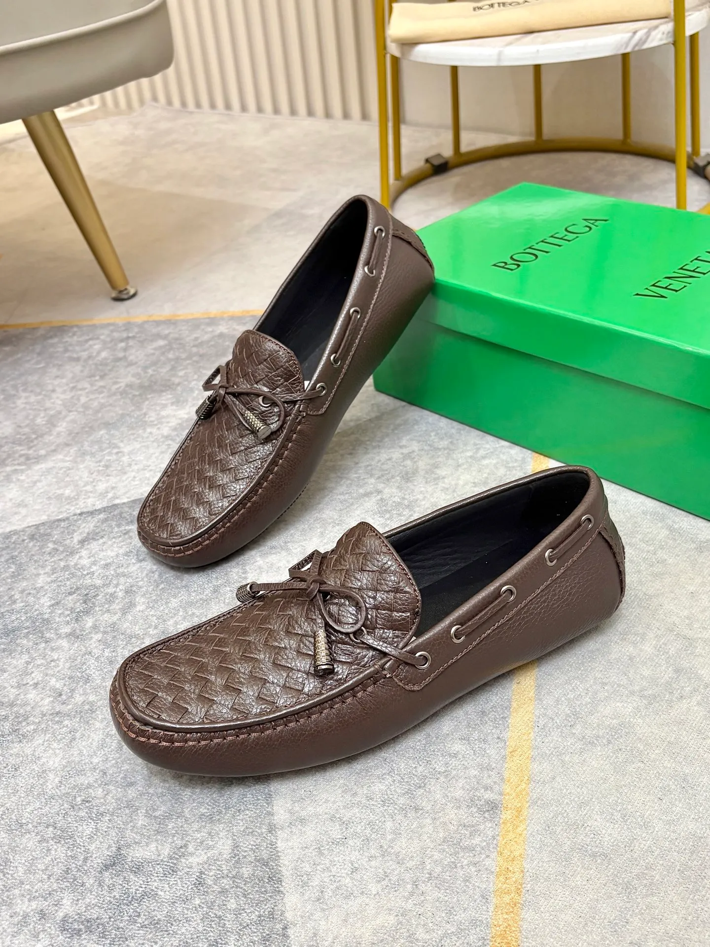 P420💰 (Niu Li + Niu Pad) [BV] The latest hot style‼ ️Casual men's shoes, uppers imported first-layer cowhide ➕Full imported cowhide lining✔️Exquisite workmanship, excellent foot feel, special rubber soles✔️, cool and fashionable, the latest fashion, fashionable outsole, hurry up.  Code number: 38-44 (can be customized to 37.45, non-refundable)